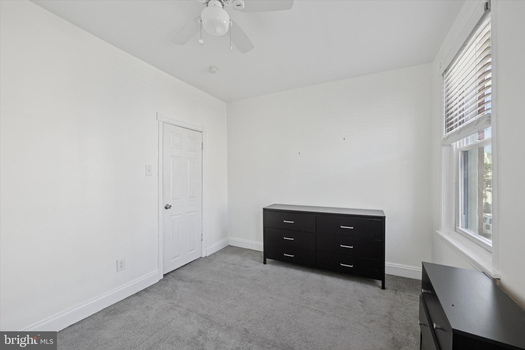 1525 South Taylor Street Philadelphia, PA 19146 - Photo 14 of 25