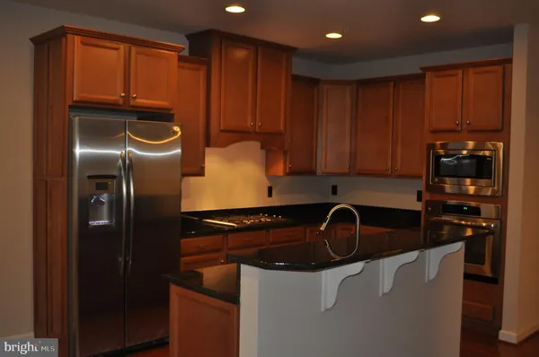 $3,200 | 346 White Ash Place, Gaithersburg, MD 20878