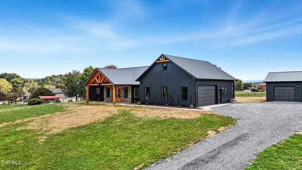 $797,000 | 260 Shannon View Road, Johnson City, TN 37615