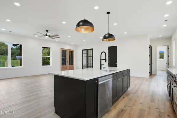 $797,000 | 260 Shannon View Road, Johnson City, TN 37615