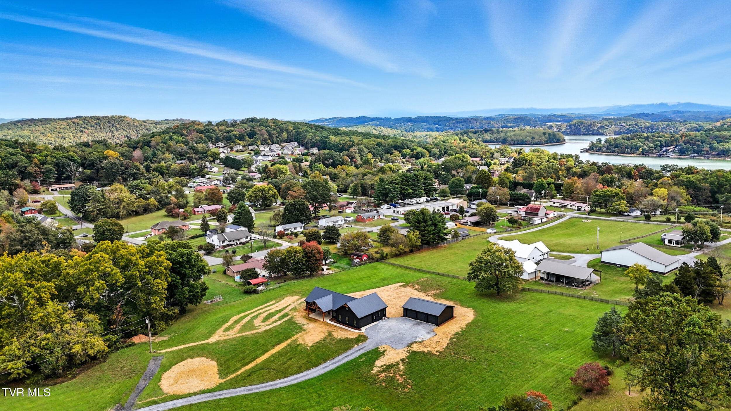 260 Shannon View Road Johnson City, TN 37615 - Photo 27 of 64 60_044_dji_20251008122534_0875_d