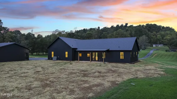 $797,000 | 260 Shannon View Road, Johnson City, TN 37615