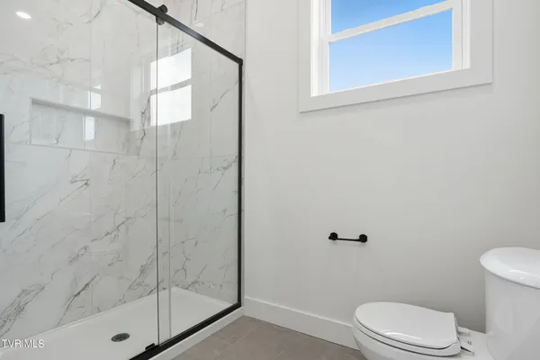 $797,000 | 260 Shannon View Road, Johnson City, TN 37615