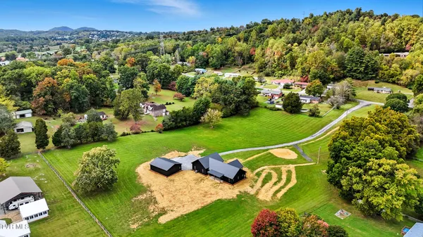 $797,000 | 260 Shannon View Road, Johnson City, TN 37615