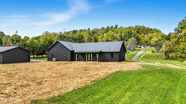 $797,000 | 260 Shannon View Road, Johnson City, TN 37615