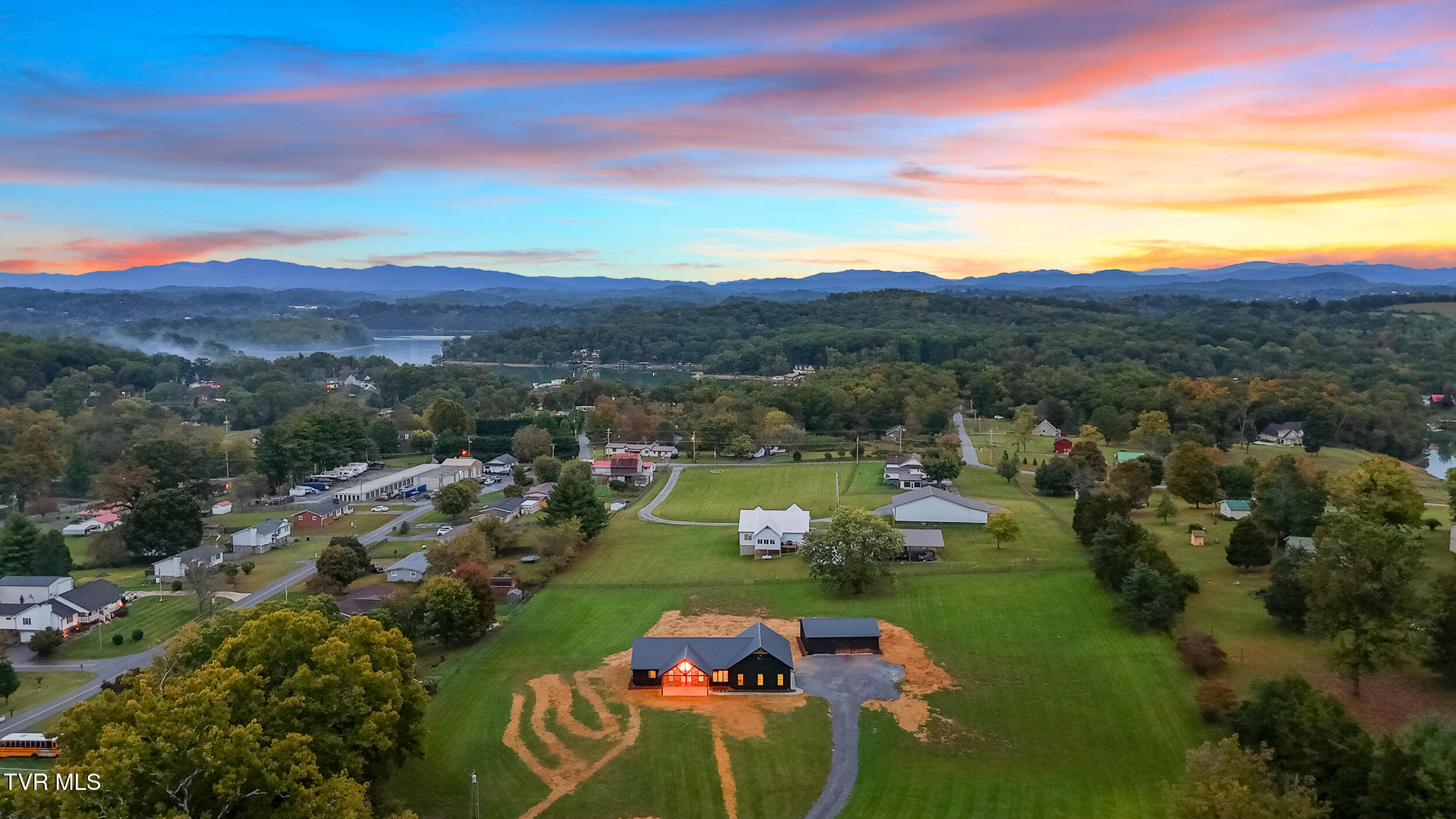 260 Shannon View Road Johnson City, TN 37615 - Photo 62 of 64 8_dji_20251007191202_0852_d