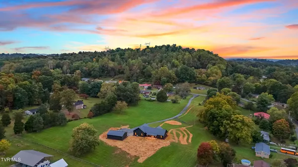 $797,000 | 260 Shannon View Road, Johnson City, TN 37615