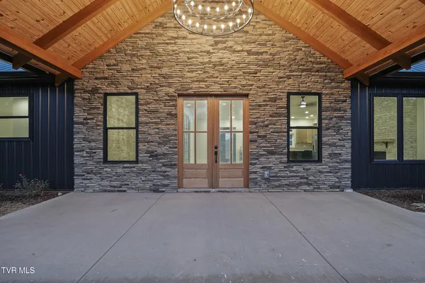 $797,000 | 260 Shannon View Road, Johnson City, TN 37615