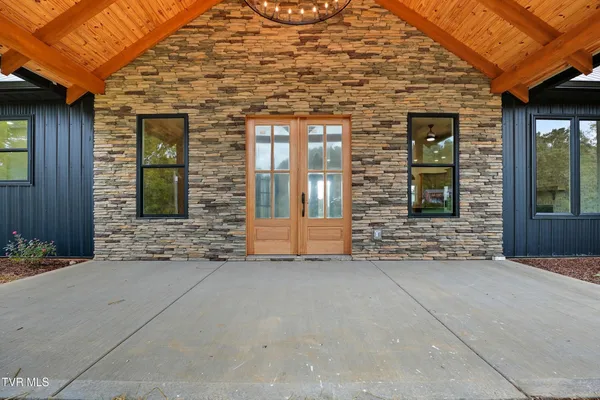 $797,000 | 260 Shannon View Road, Johnson City, TN 37615