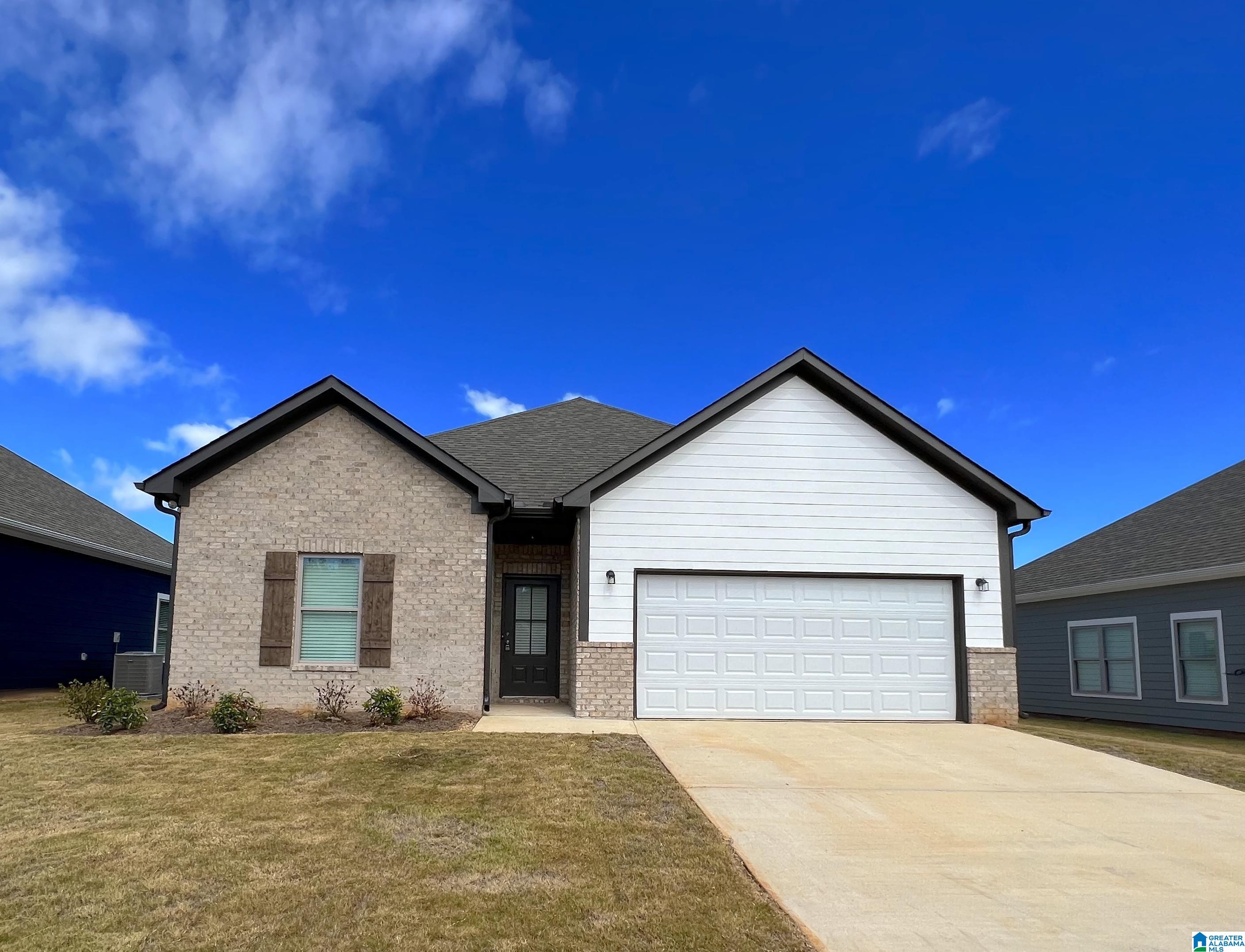 100 Avalon Way Clanton, AL 35045 - Photo 2 of 40