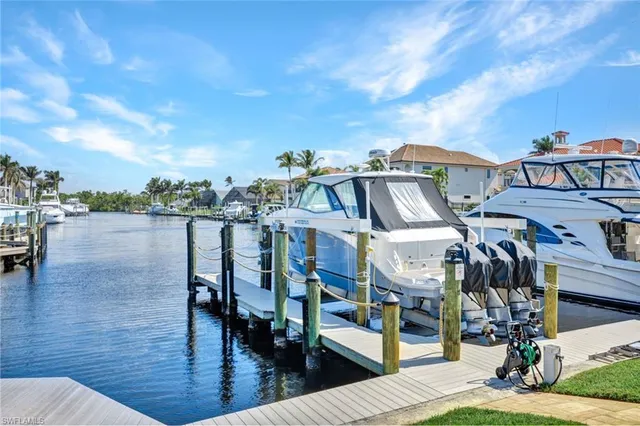 a view of a house with outdoor space