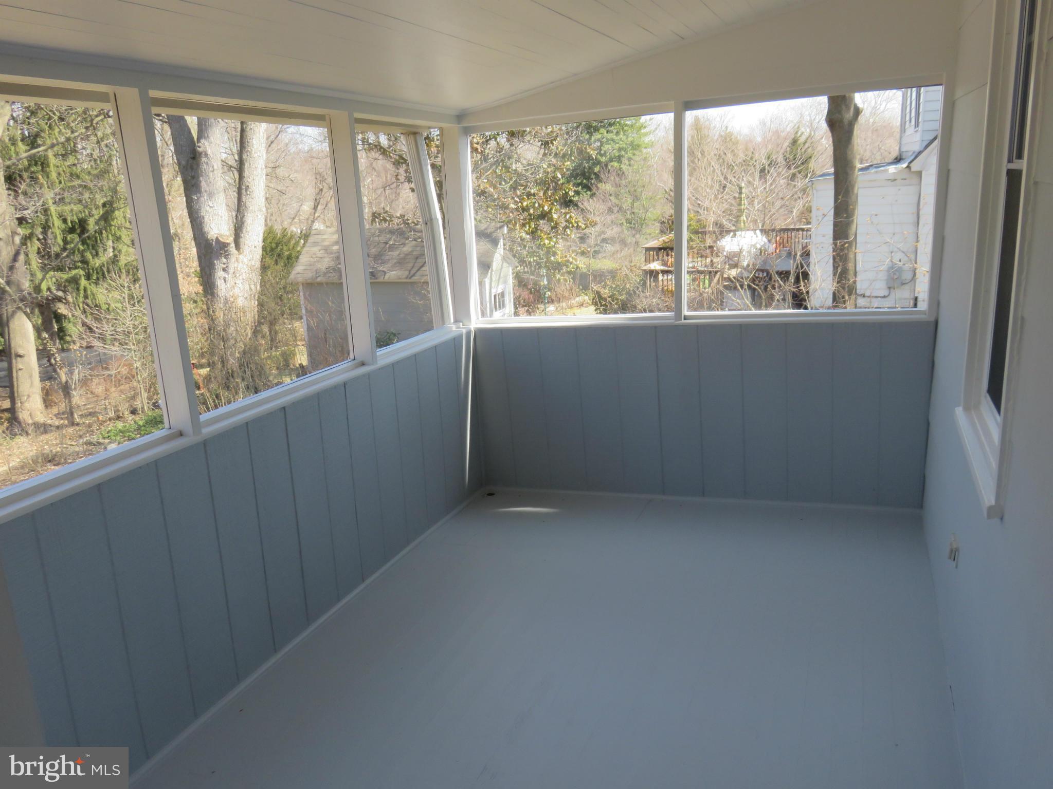 1022 Litchfield Road Baltimore, MD 21239 - Photo 13 of 28 Screened in Porch