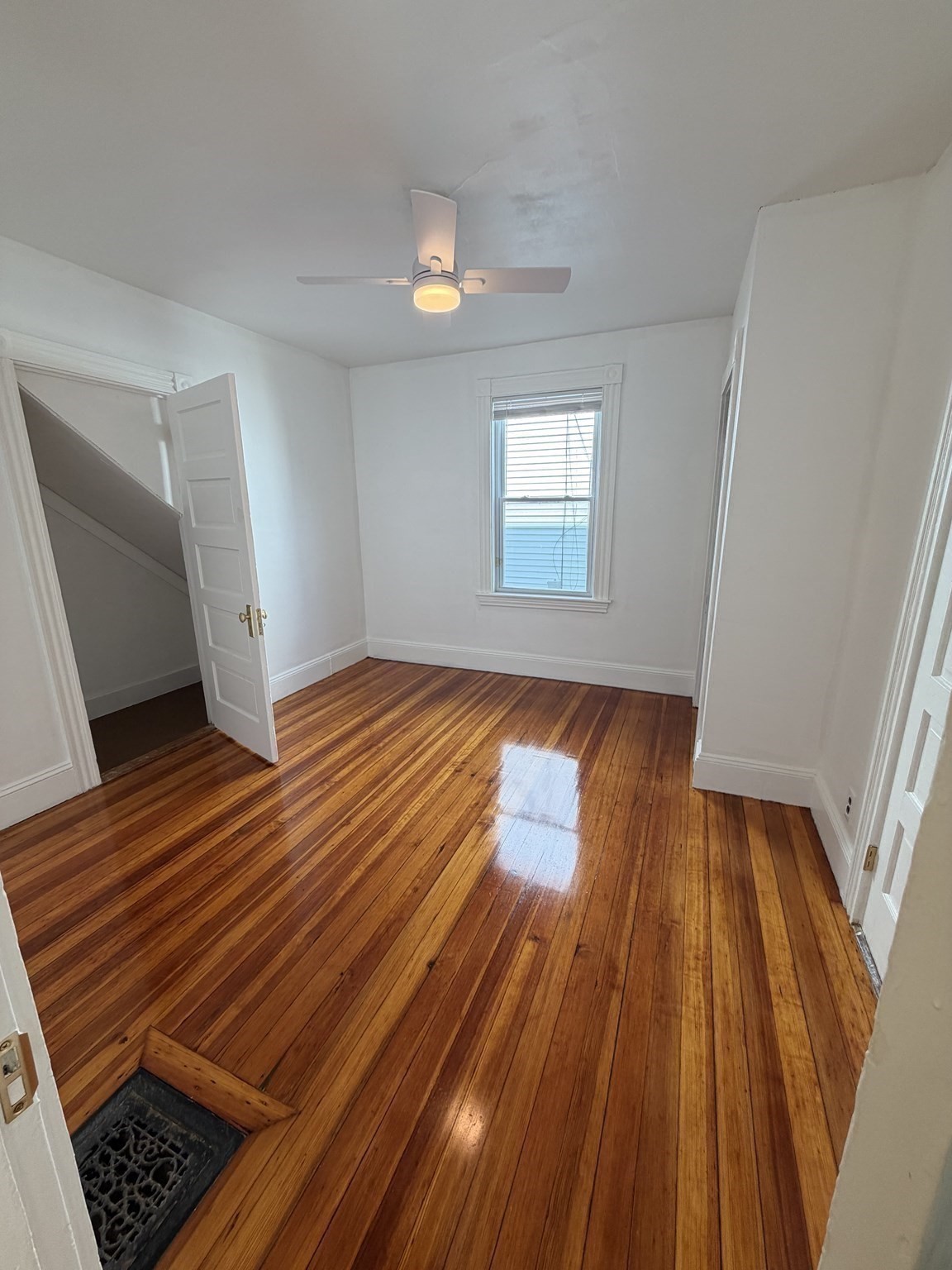 87 Howard Street, Unit 1 Waltham, MA 02451 - Photo 26 of 34 Gallery Image 26