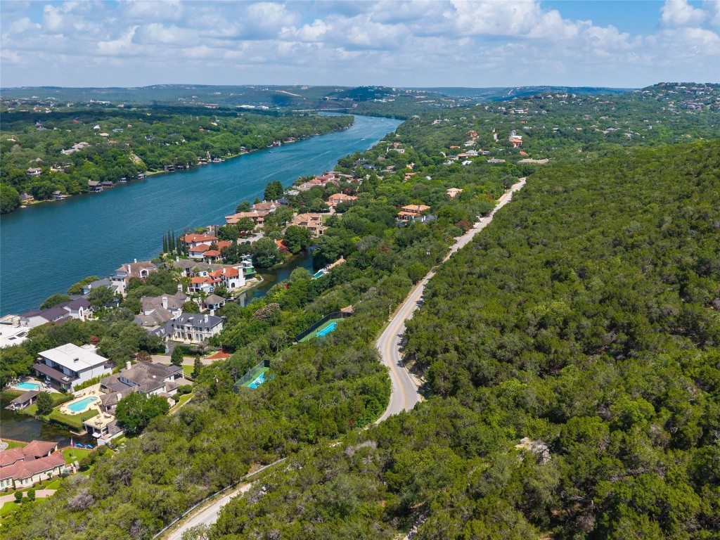 4323 Mt Bonnell Road Austin, TX 78731 - Photo 12 of 24 a view of a city and mountains