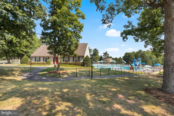 $2,550 | 12158 Salemtown Drive, Woodbridge, VA 22192