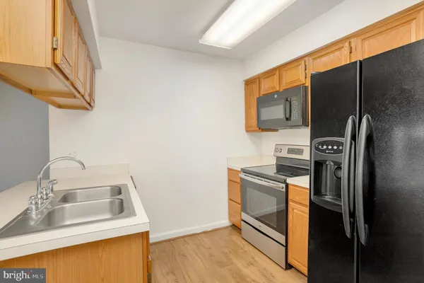 $2,550 | 12158 Salemtown Drive, Woodbridge, VA 22192