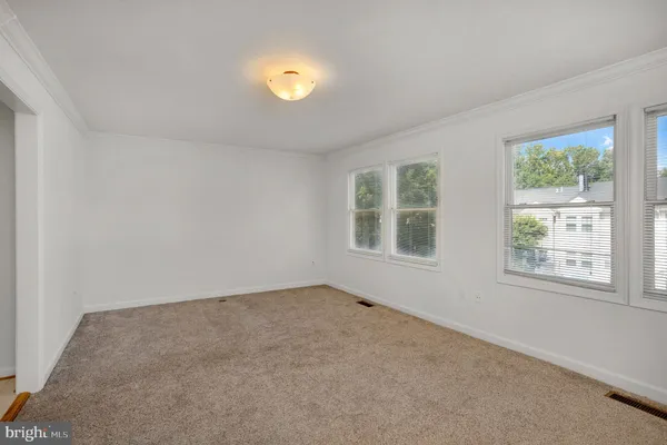 $2,550 | 12158 Salemtown Drive, Woodbridge, VA 22192