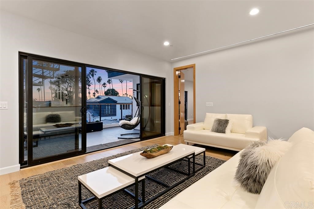 6052 La Jolla Boulevard La Jolla, CA 92037 - Photo 12 of 25