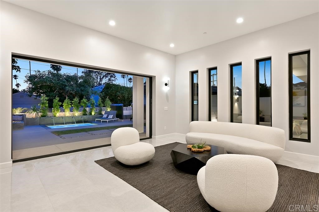 6052 La Jolla Boulevard La Jolla, CA 92037 - Photo 3 of 25