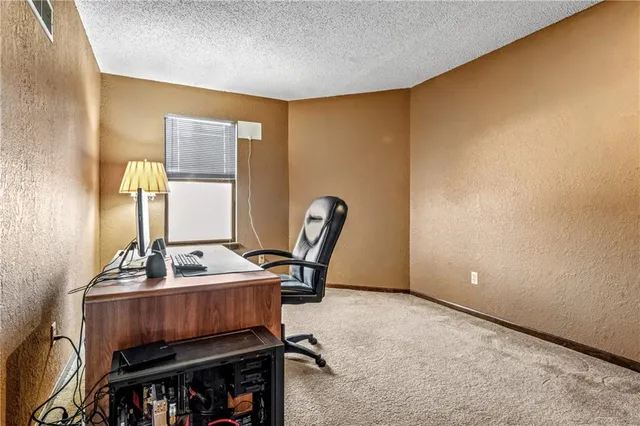 $194,900 | 1316 East 123rd Terrace, Unit C, Olathe, KS 66061