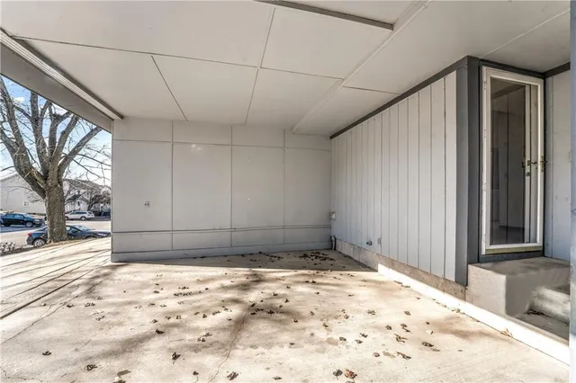 $194,900 | 1316 East 123rd Terrace, Unit C, Olathe, KS 66061