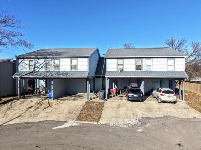 $194,900 | 1316 East 123rd Terrace, Unit C, Olathe, KS 66061