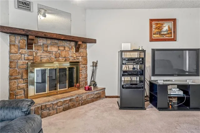 $194,900 | 1316 East 123rd Terrace, Unit C, Olathe, KS 66061