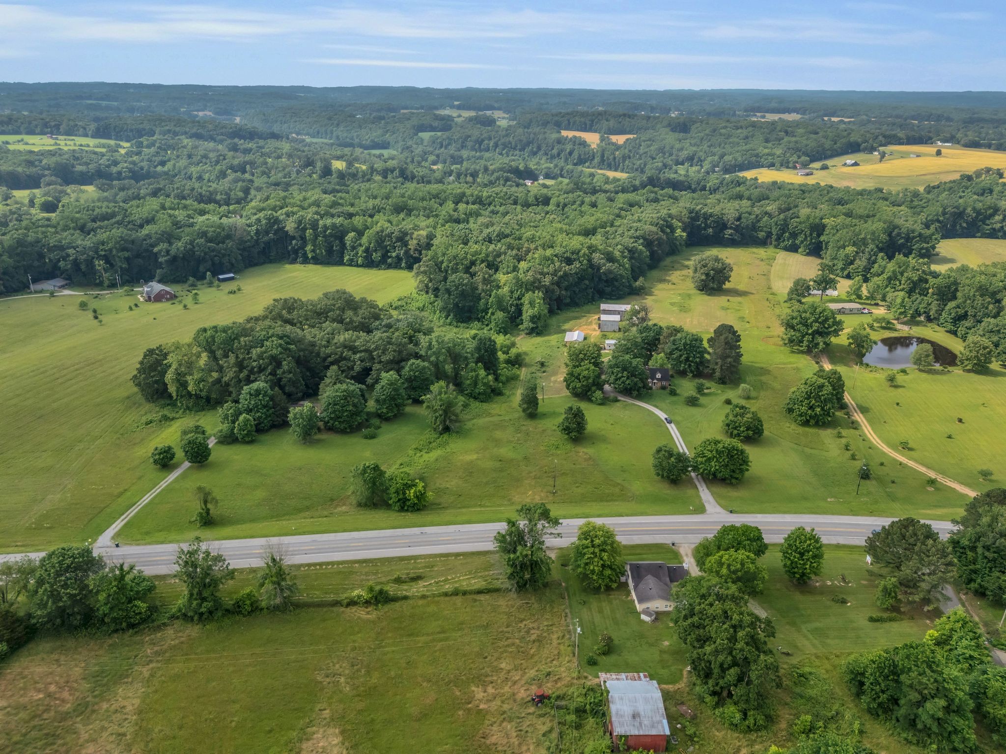 1804 Highway 52 Portland, TN 37148 - Photo 5 of 33