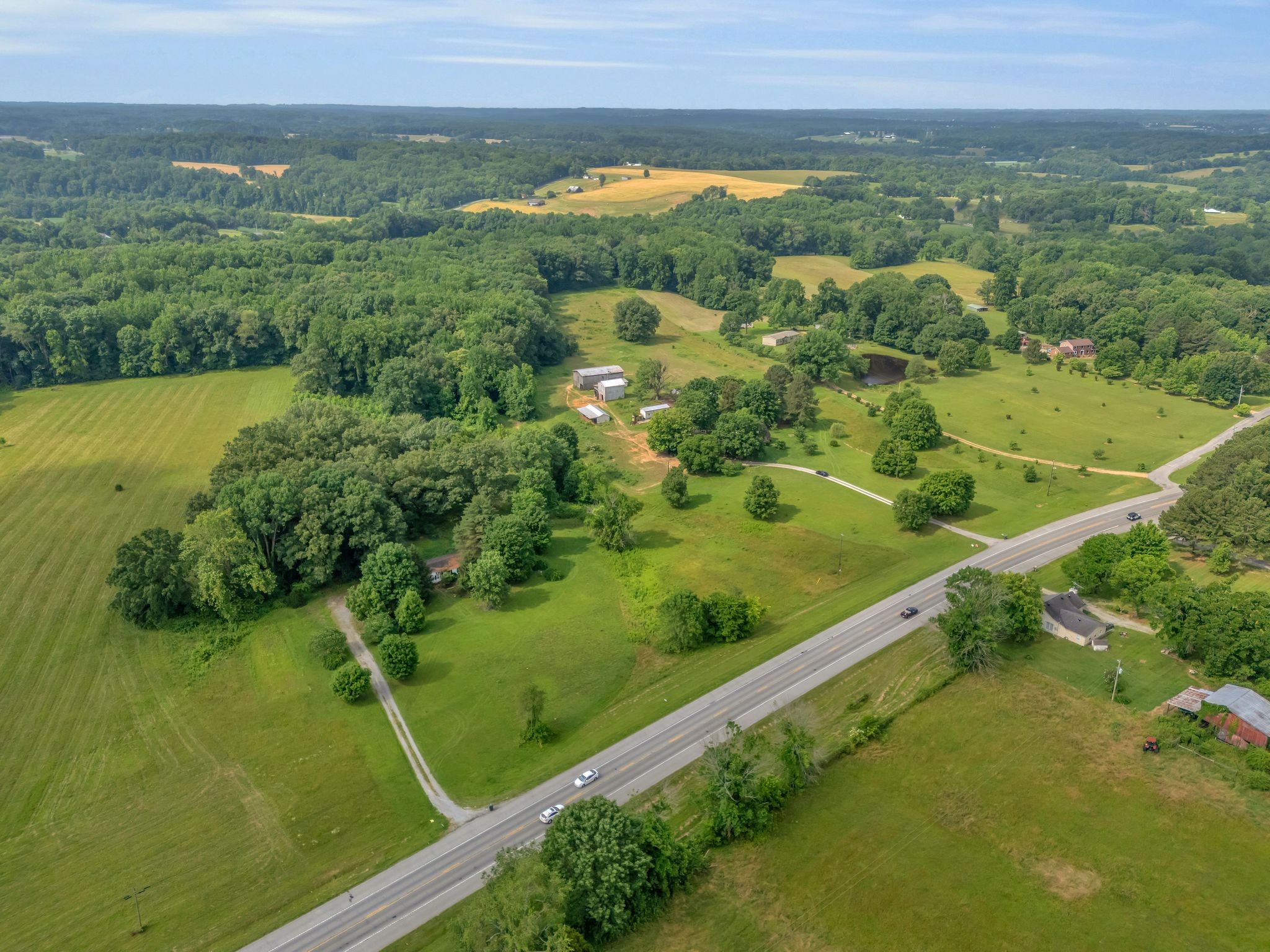 1804 Highway 52 Portland, TN 37148 - Photo 6 of 33