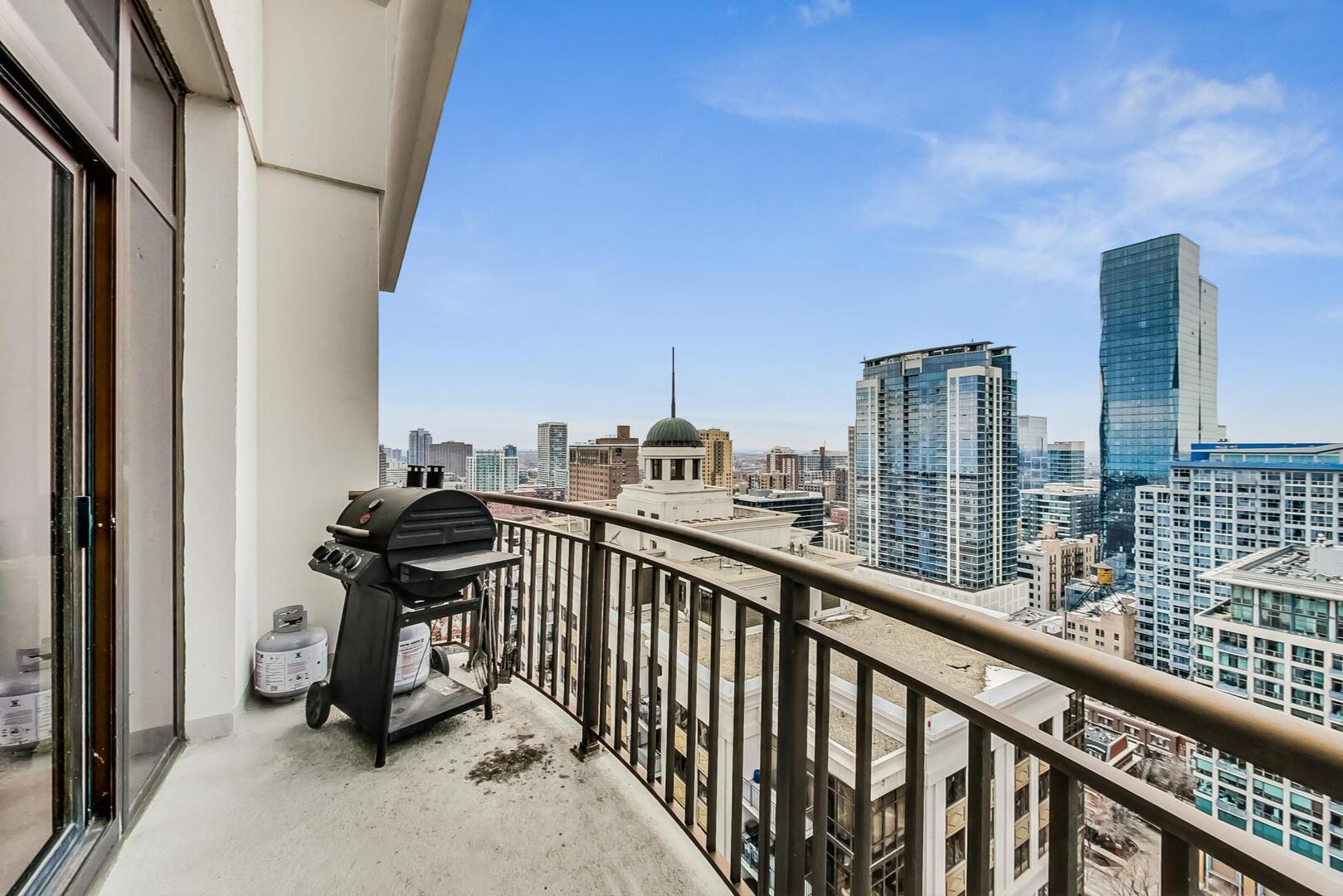 233 East 13th Street, Unit 2510 Chicago, IL 60605 - Photo 13 of 39