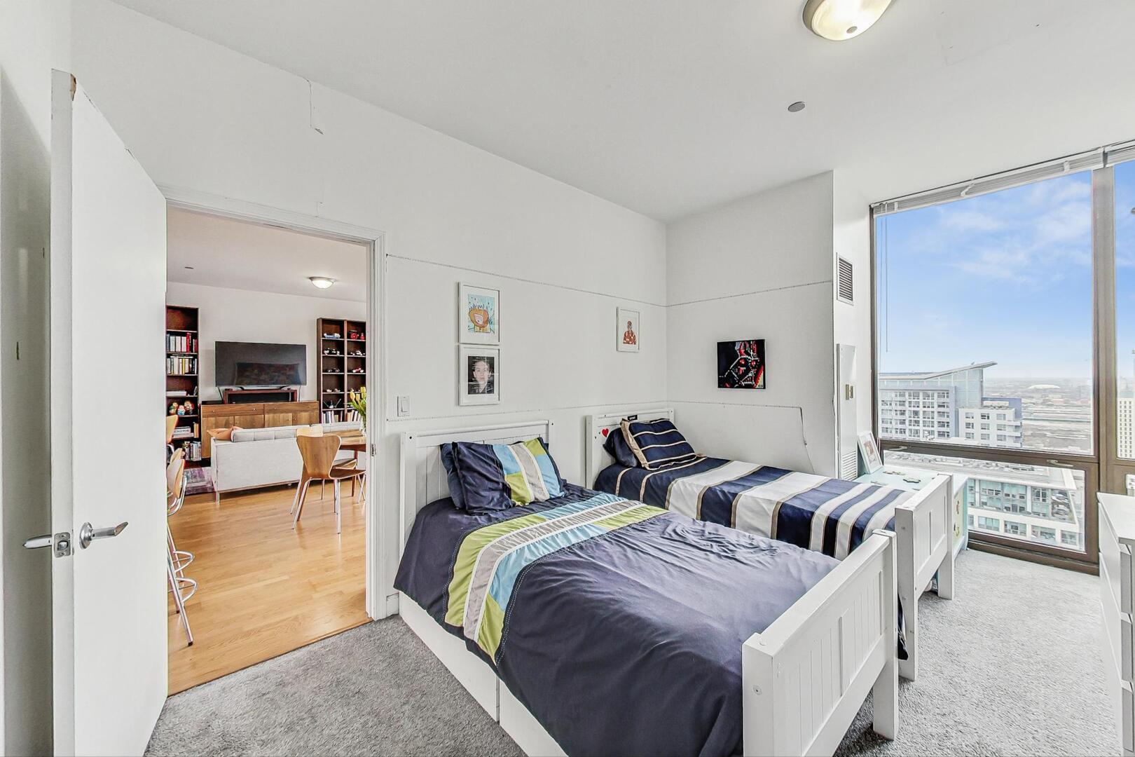 233 East 13th Street, Unit 2510 Chicago, IL 60605 - Photo 20 of 39