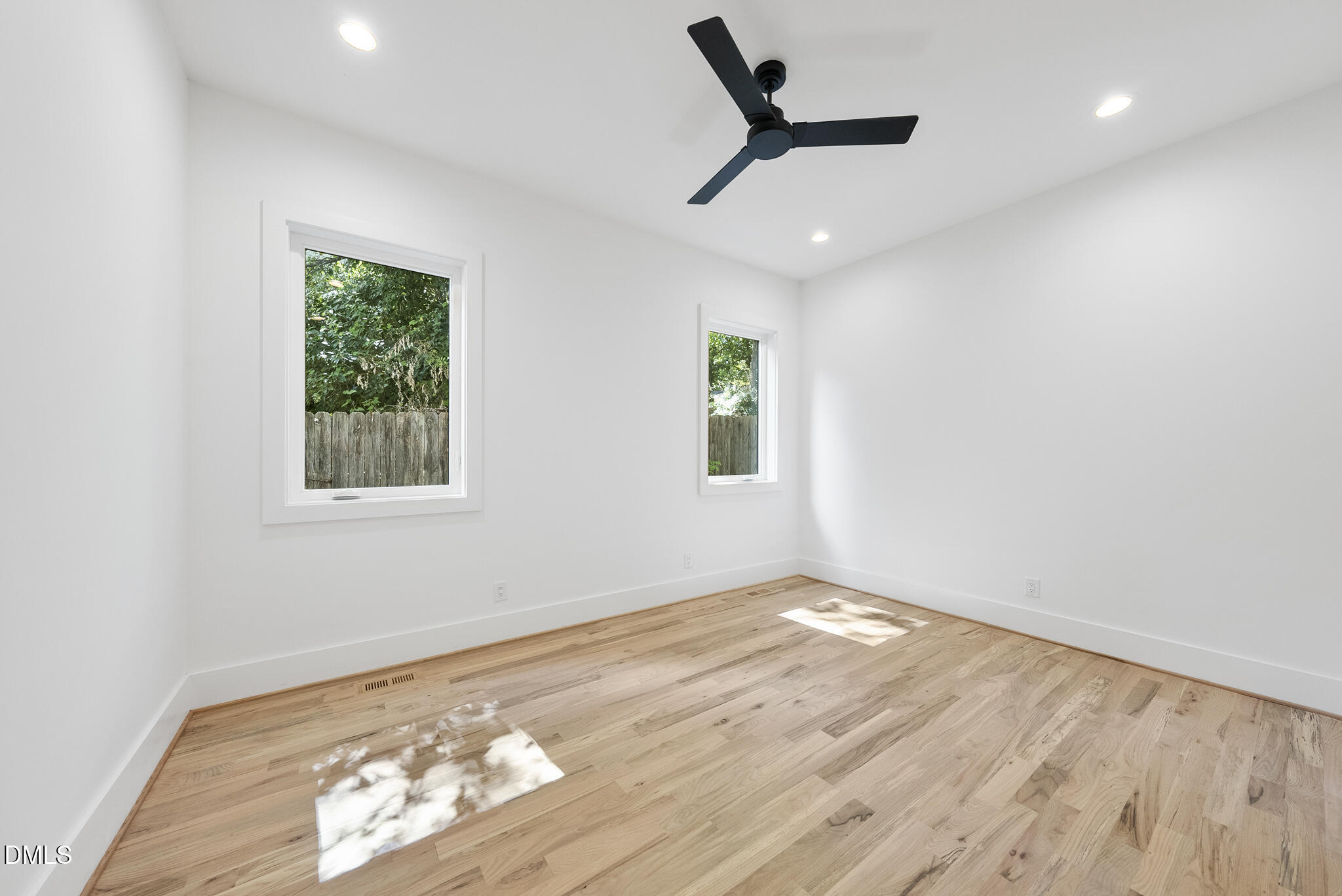 1009 Parker Street Raleigh, NC 27607 - Photo 31 of 66 DSC06155