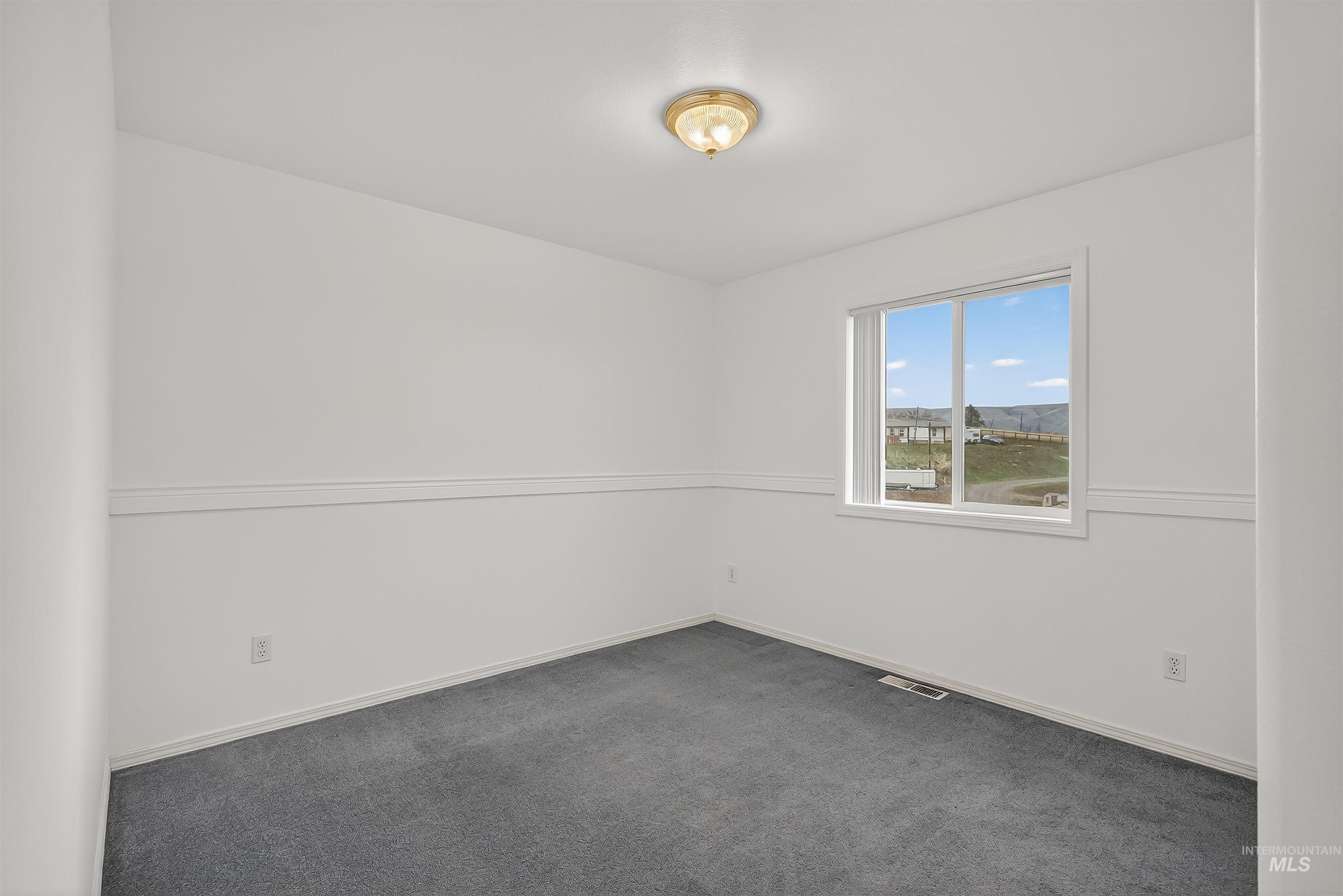 1373 Toby Lane Clarkston, WA 99403 - Photo 20 of 47