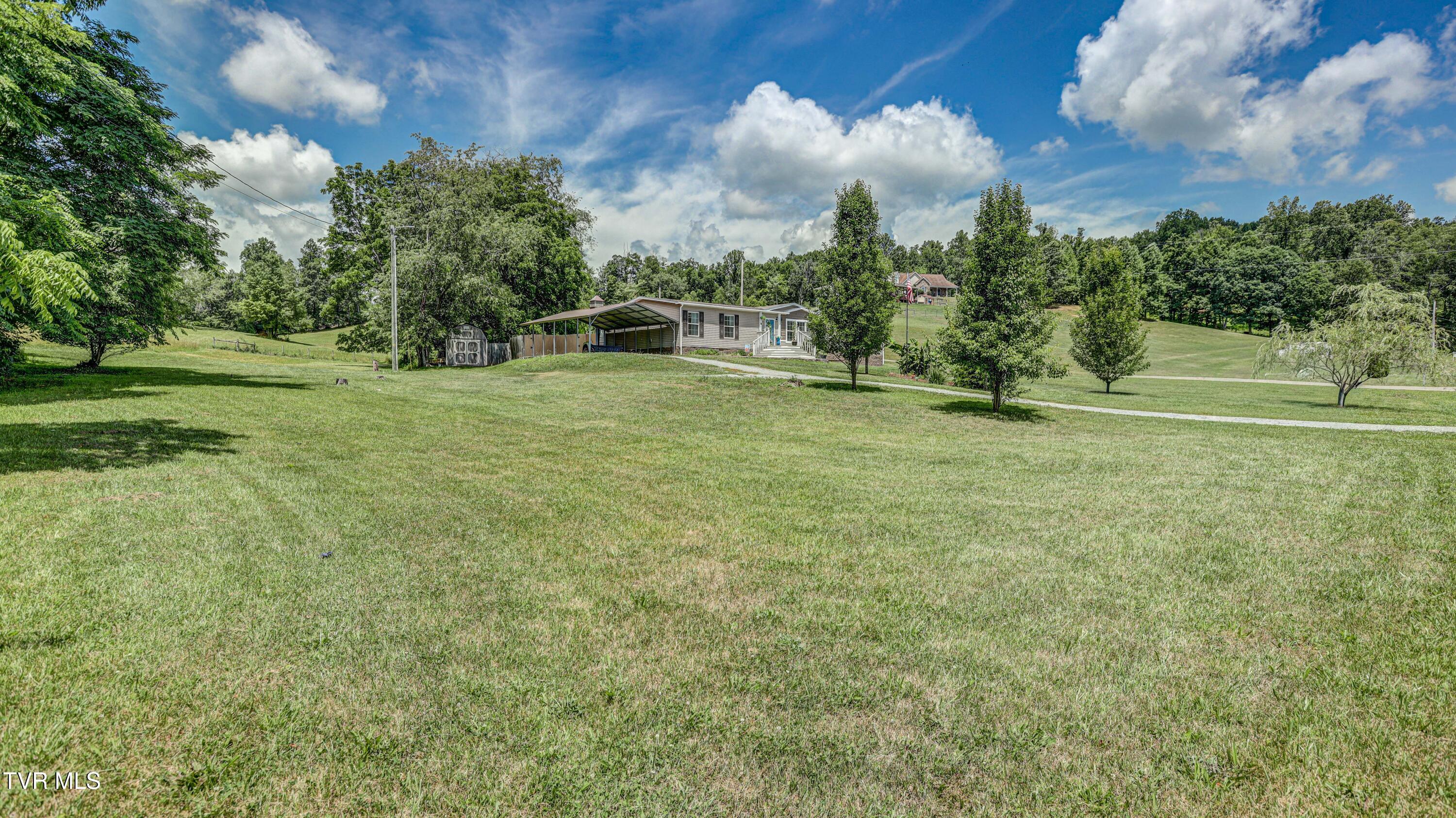 18378 Buffalo Pond Road Bristol, VA 24202 - Photo 4 of 48 AV4A6286_87_88_89_90