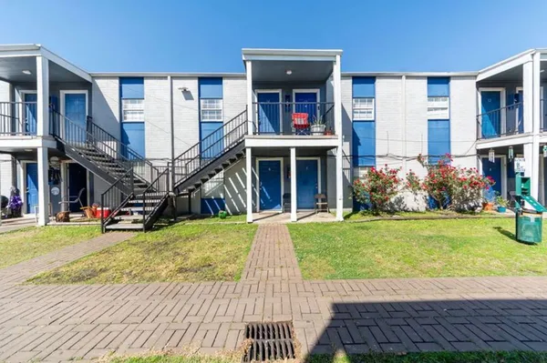 $725 | 1800 North Wayside Drive, Unit 5, Houston, TX 77020