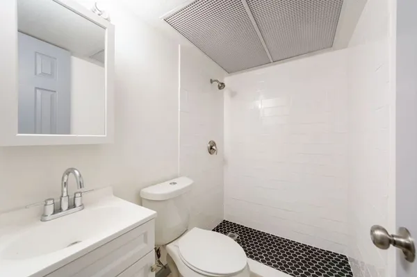 $725 | 1800 North Wayside Drive, Unit 5, Houston, TX 77020