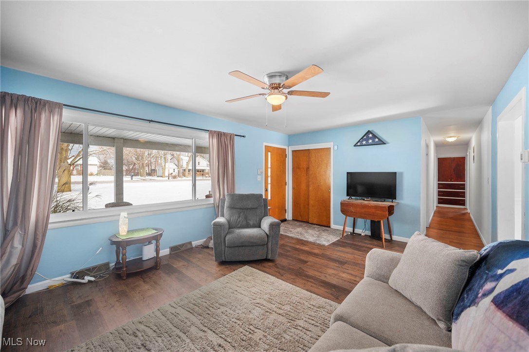 4390 Middle Ridge Road Perry, OH 44081 - Photo 8 of 29