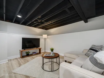 $499,900 | 10630 South Keeler Avenue, Oak Lawn, IL 60453