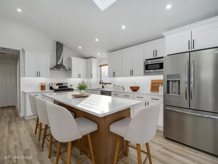 $499,900 | 10630 South Keeler Avenue, Oak Lawn, IL 60453