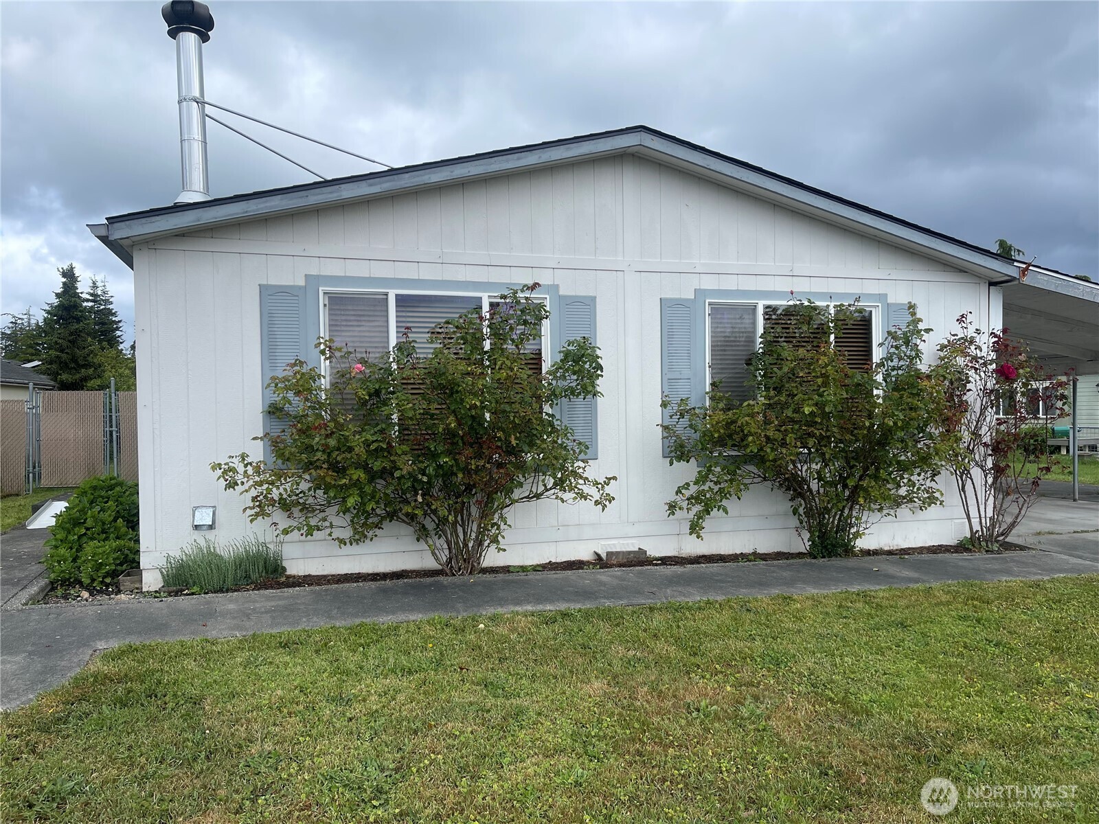 1785 Douglas Road, Unit 60 Friday Harbor, WA 98250 - Photo 2 of 38