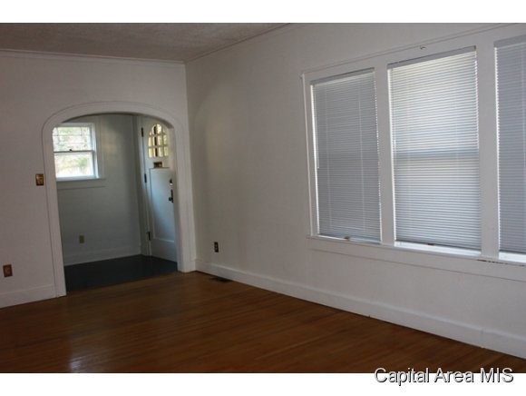 1940 South Walnut Street Springfield, IL 62704 - Photo 2 of 12