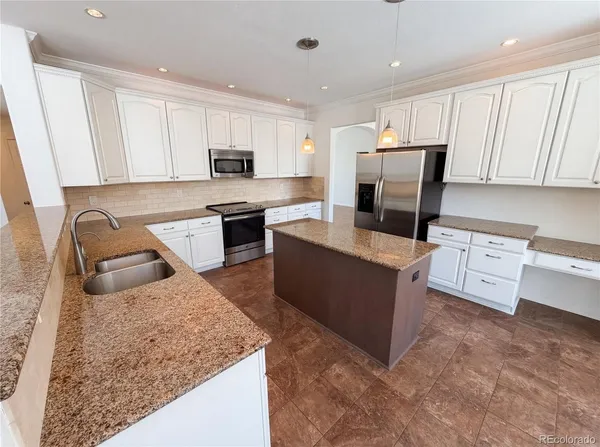 $815,000 | 5817 South Espana Street, Aurora, CO 80015