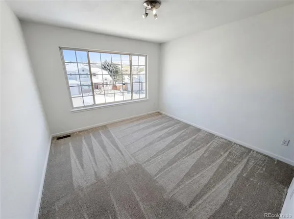 $815,000 | 5817 South Espana Street, Aurora, CO 80015