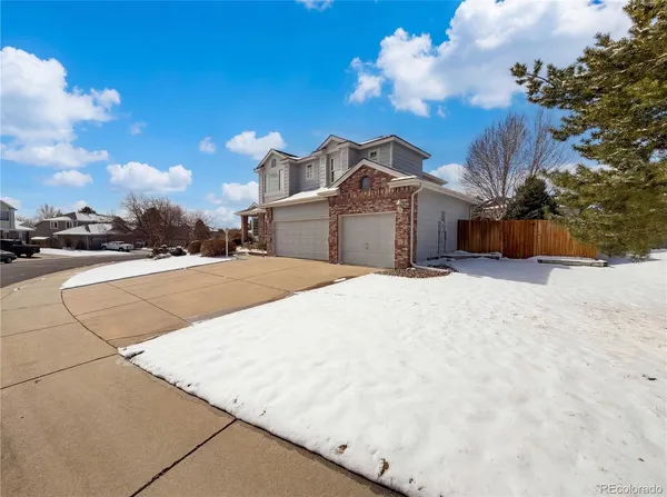 $815,000 | 5817 South Espana Street, Aurora, CO 80015