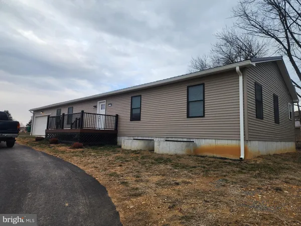 $2,950 | 235 Hickory Drive, Fayetteville, PA 17222