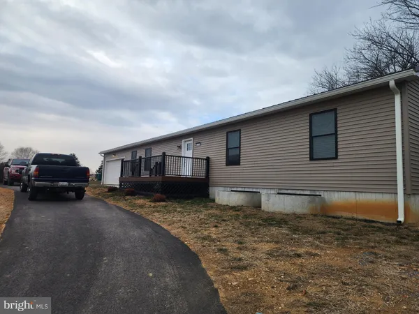 $2,950 | 235 Hickory Drive, Fayetteville, PA 17222