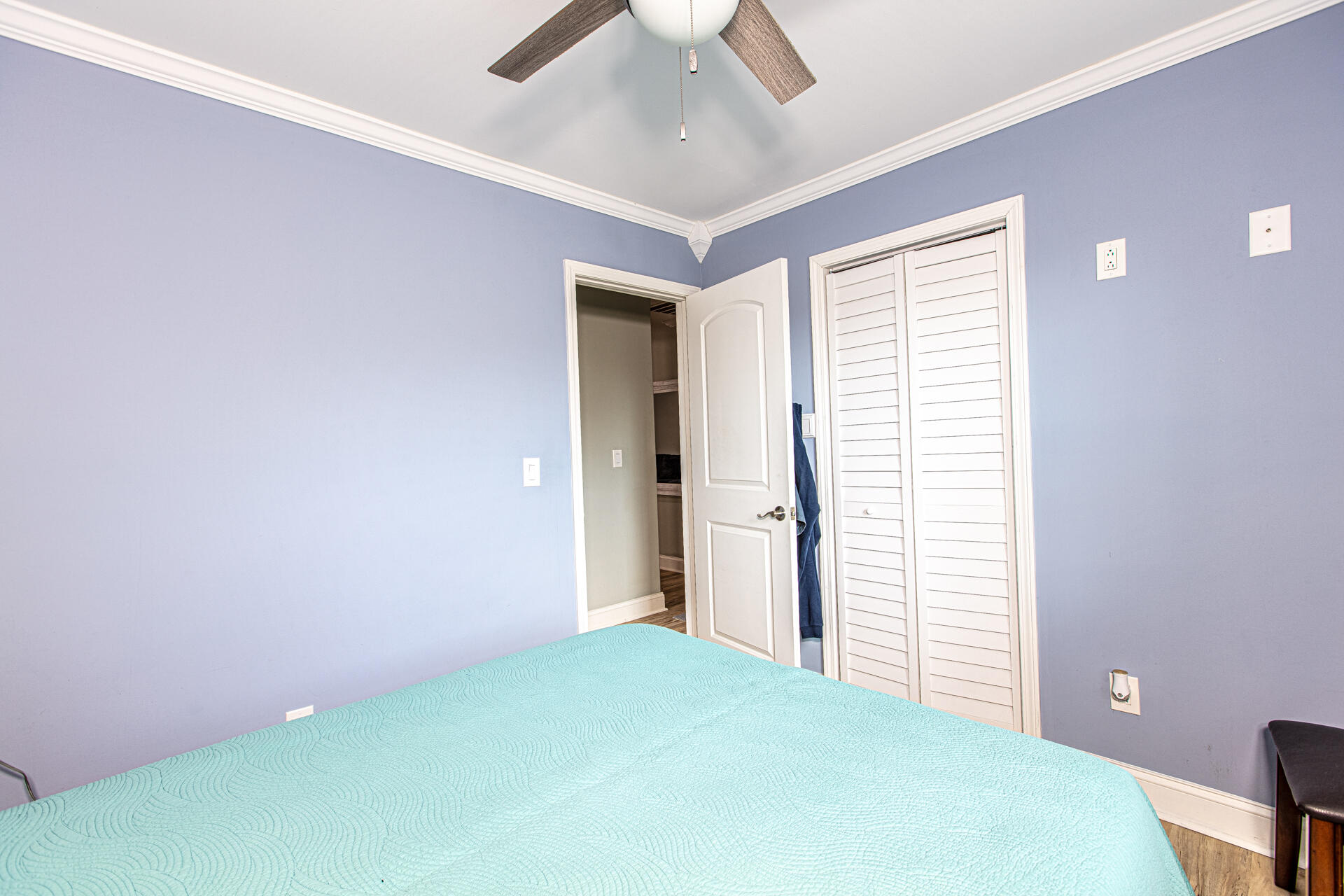 1013 Gloria Avenue Fort Walton Beach, FL 32547 - Photo 18 of 31 a view of a room that has a window in it