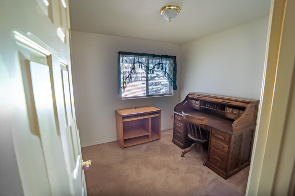 55780 Snow Goose Road Bend, OR 97707 - Photo 10 of 39 10