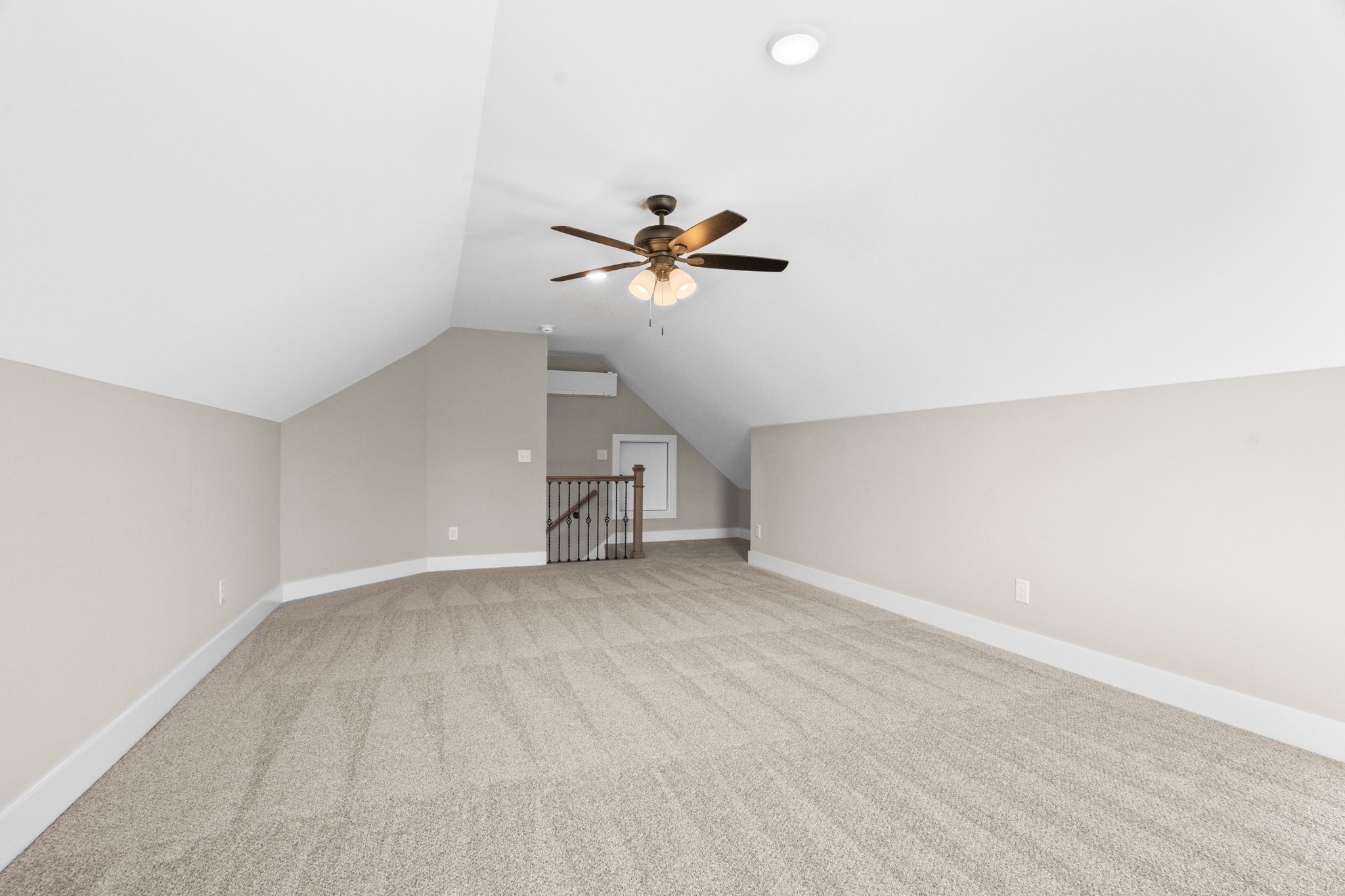 4108 Airport Road Springfield, TN 37172 - Photo 35 of 50 an empty room with closet and a ceiling fan