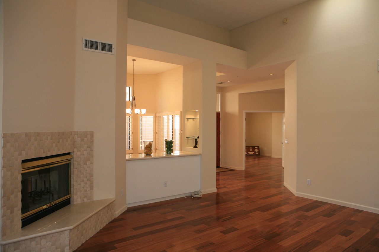 7770 East Gainey Ranch Road, Unit 6 Scottsdale, AZ 85258 - Photo 7 of 30 Living-Dining Room